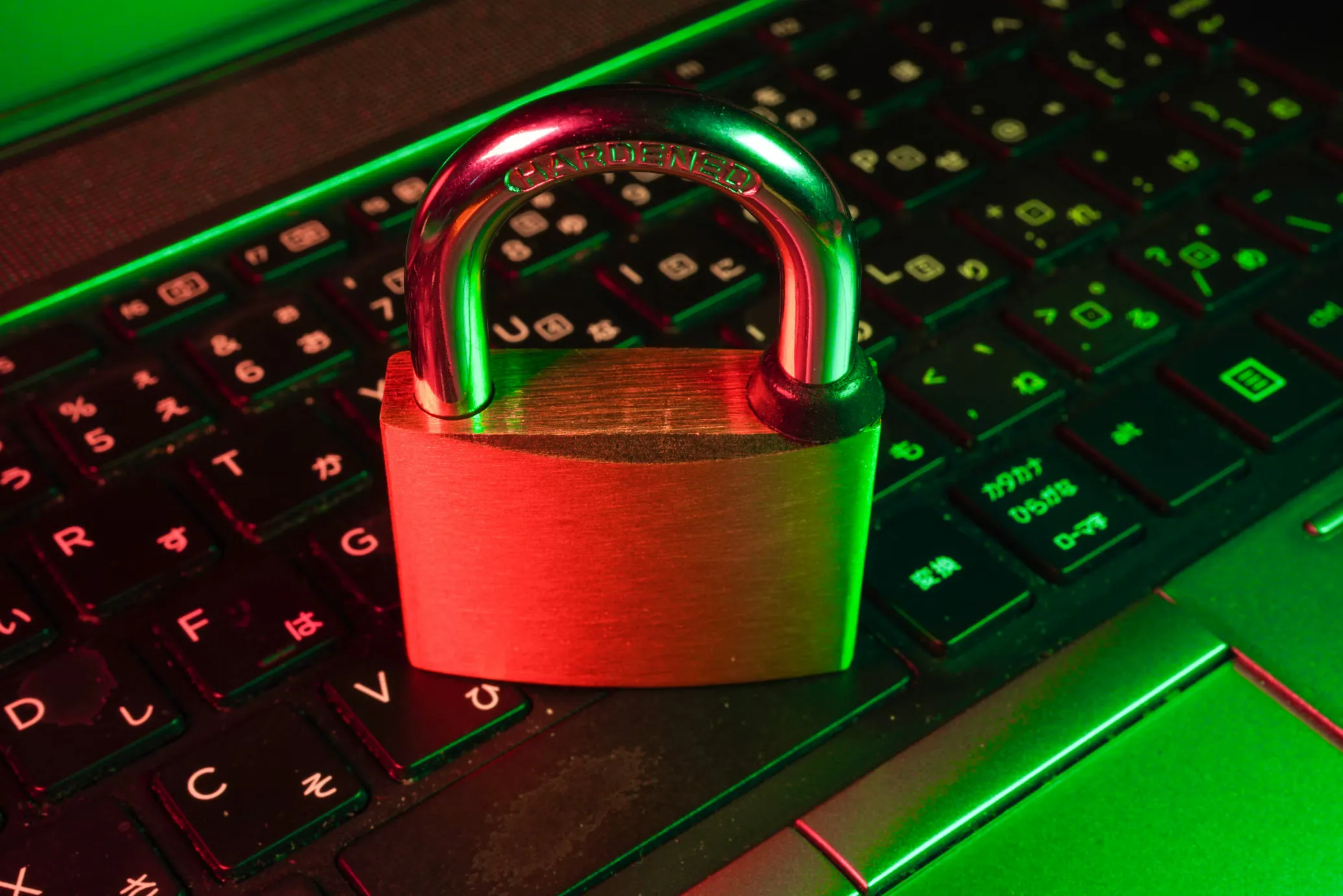 企业网站安全防护:不只是挂个 SSL 证书
